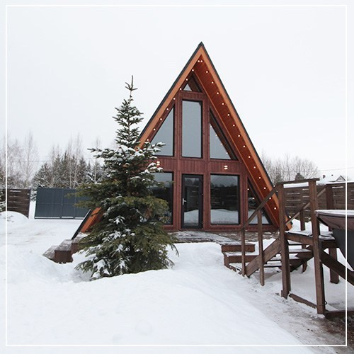 Коттедж А-фрейм с баней и уличным чаном в Подмосковье - в аренду для отдыха