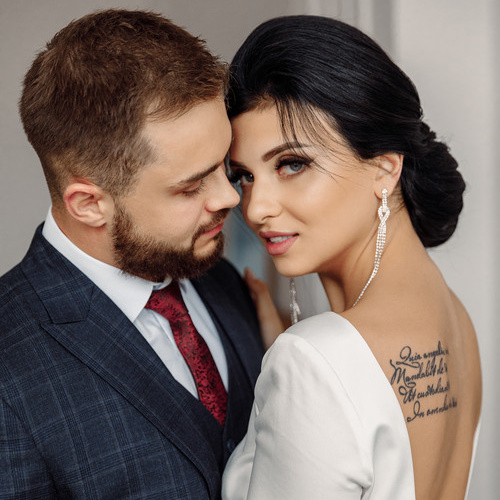 Белая рубашка. Профессиональная фотосессия в Москве и Московской области