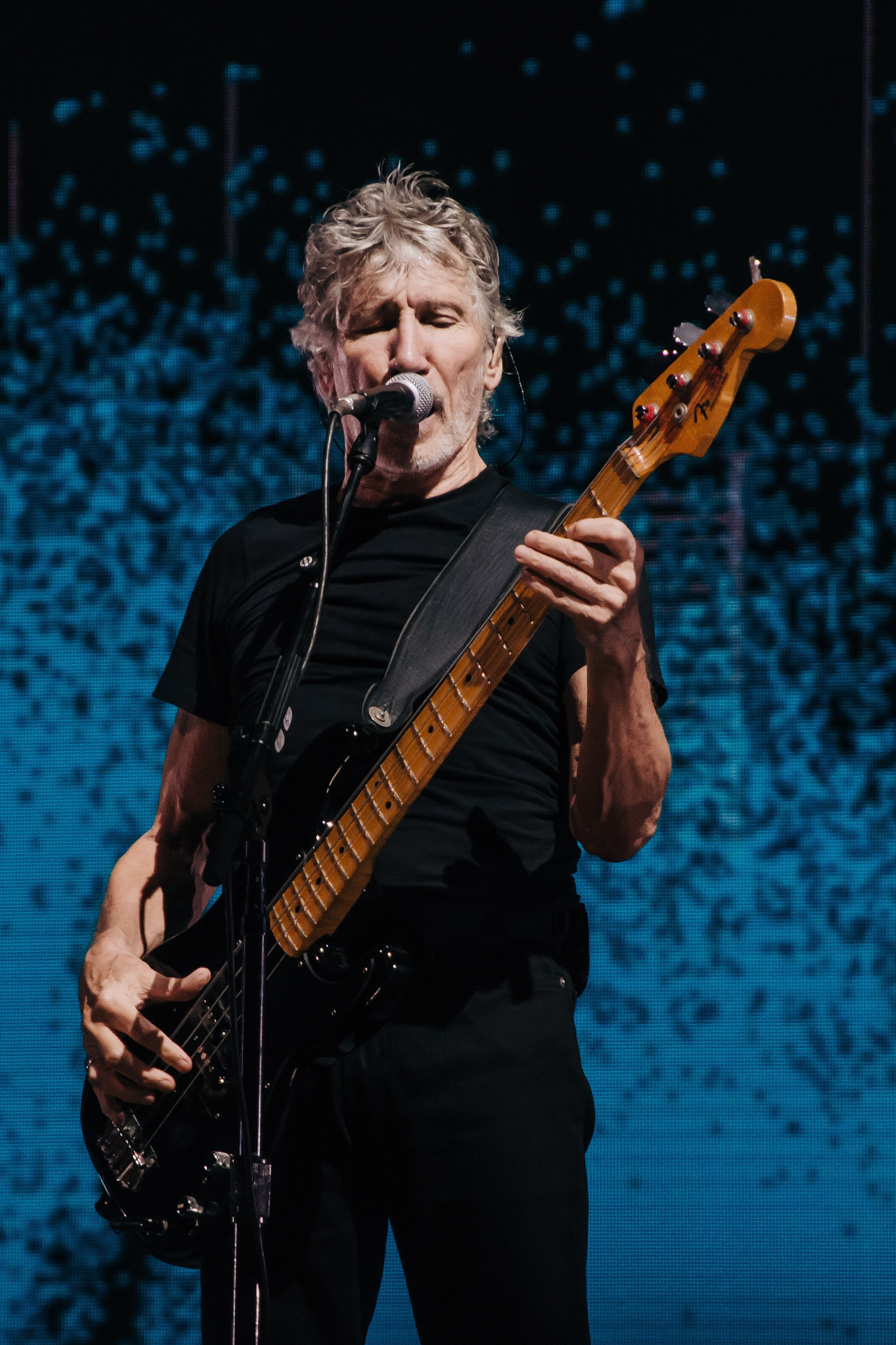 Концерт Роджера Уотерса в Олимпийском. Репортажный и свадебный фотограф в Курске Борис Захарчук