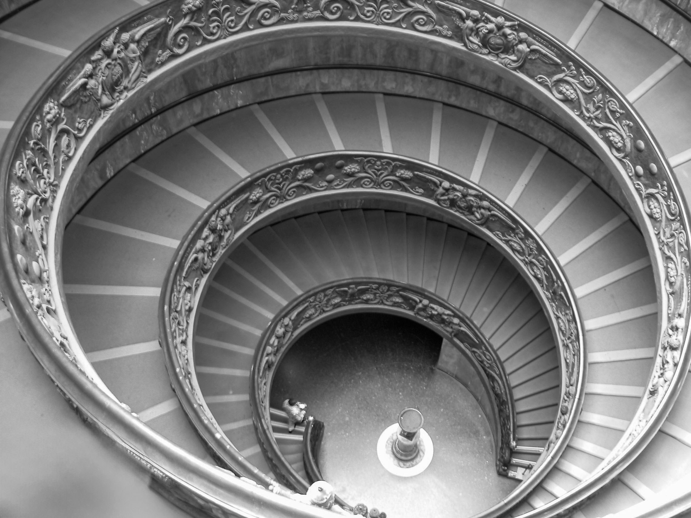 Чёрно-белая фотография — арт-серия о свете, эмоциях и форме