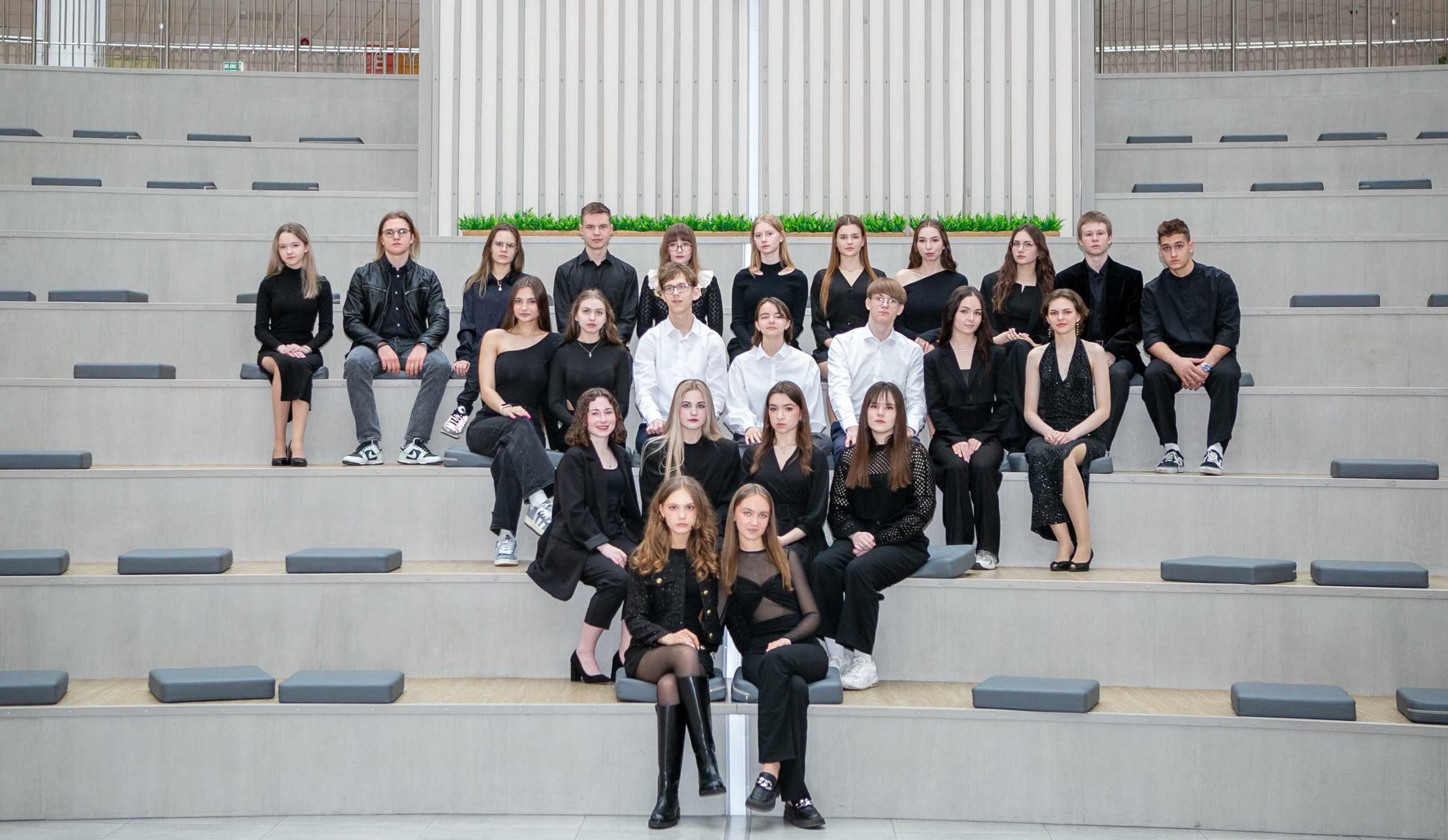 Контакты. Выпускные альбомы Воронеж " СОКОЛ фото»