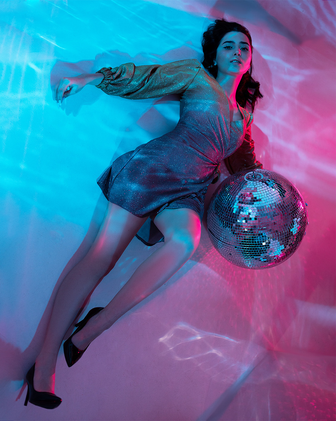 Профессиональная портретная съемка в Гуанчжоу, Китай, с подробным описанием условий и стоимости услуг