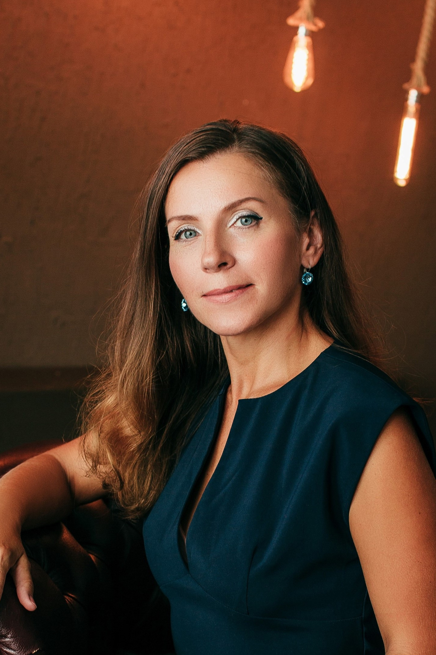 О нас. Фотостудия выпускных альбомов для школ и детских садов «Перемена»