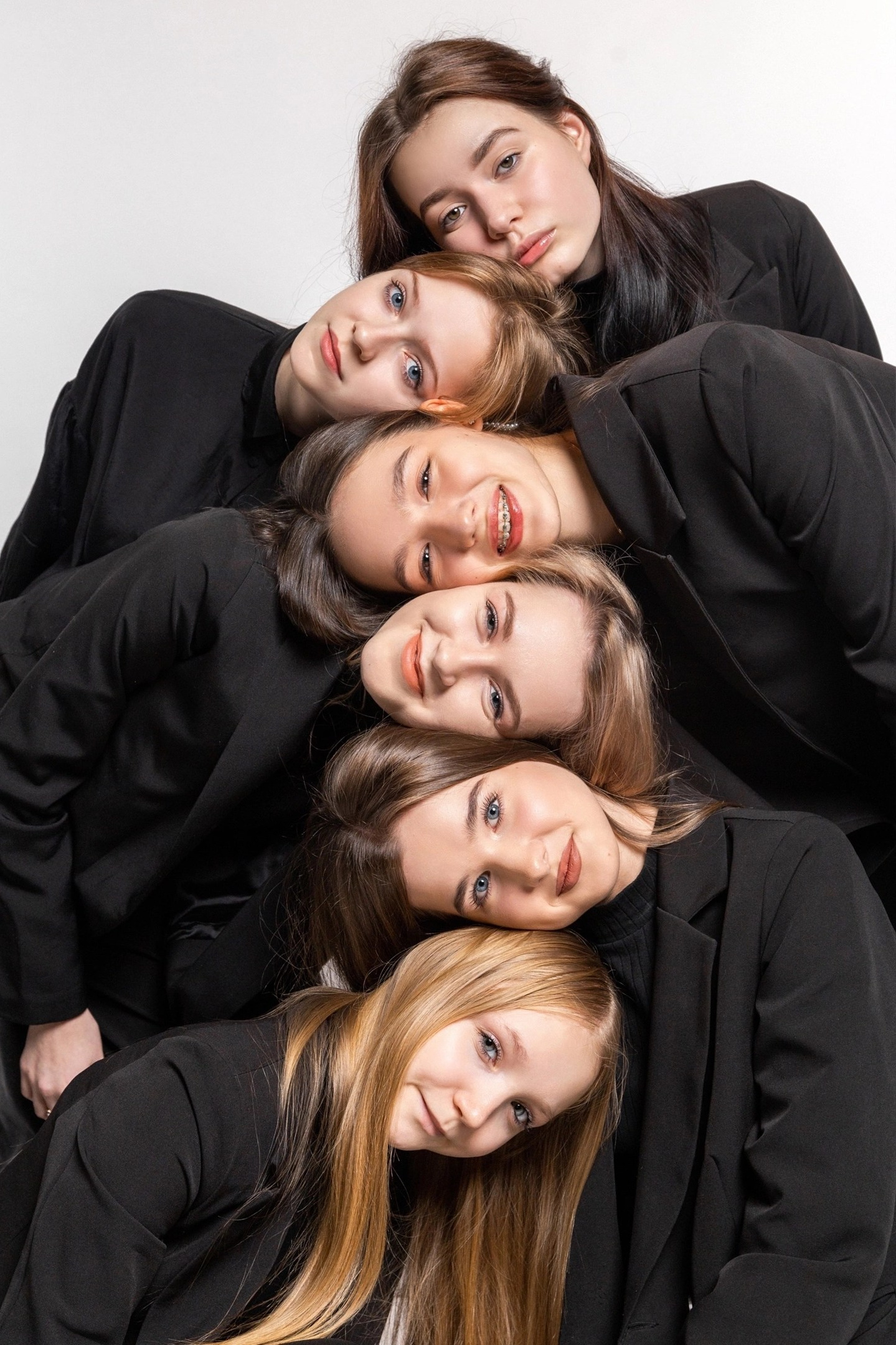 Выпускные альбомы. Фотограф Мурманск Лилия Маер