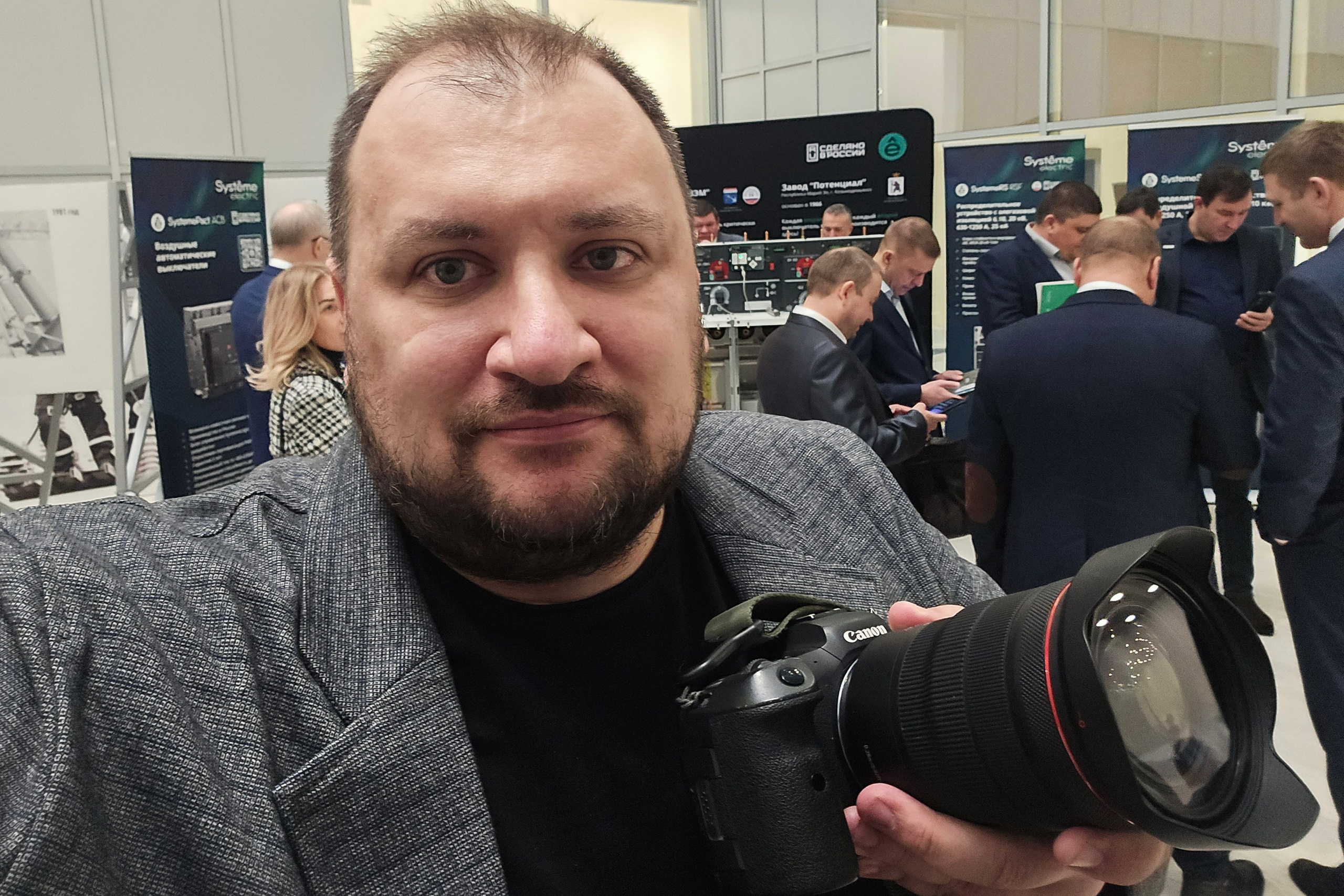 Фотограф Николай Николаев из Москвы - фотосъемка промышленности и деловых мероприятий