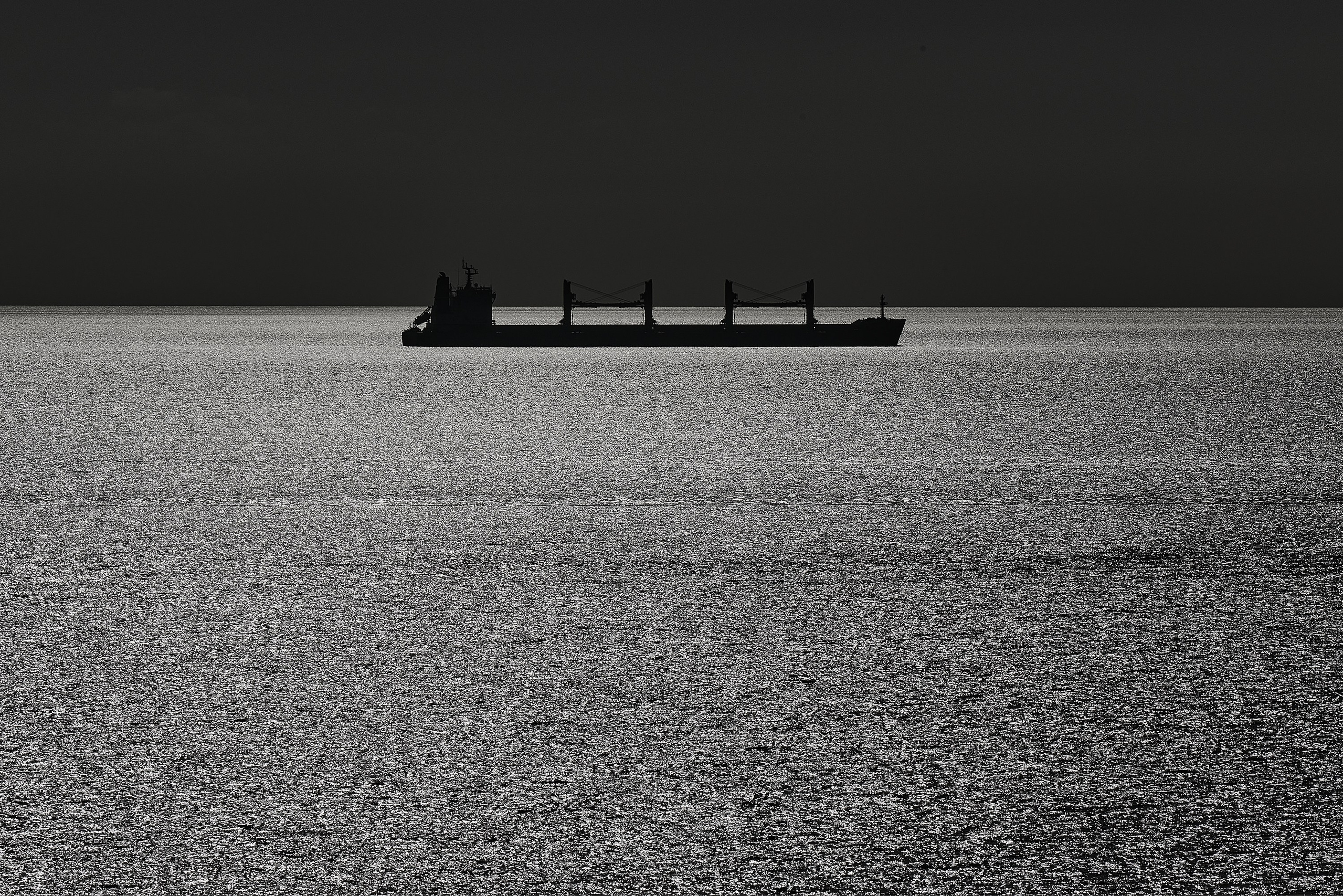 Работы, на дереве, холсте, стекле, которые можно приобрести. Яркие фото на Чёрном море