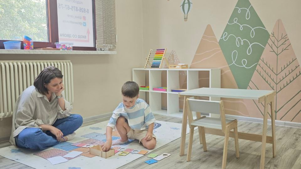 Занятия в группе. Детский центр развития и коррекции детей Свой центр