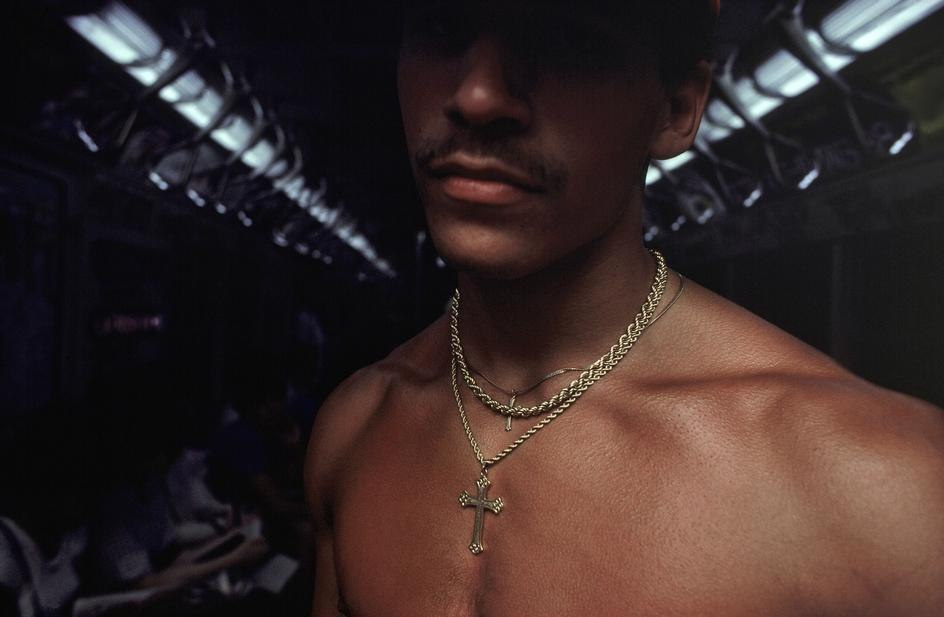 Фотограф Денис Зимин, работаю по выпускному альбому в Ростове-на-Дон. Выпускные альбомы, фотограф Денис Зимин в городе Ростове-на-Дону