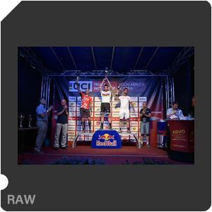 Камера Nikon D7500 с объективом AF-S DX Nikkor 16-80mm f/2.8-4E ED VR. Примеры RAW файлов