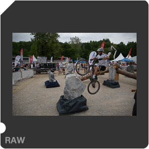 Камера Nikon D7500 с объективом AF-S DX Nikkor 16-80mm f/2.8-4E ED VR. Примеры RAW файлов