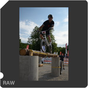 Камера Nikon D7500 с объективом AF-S DX Nikkor 16-80mm f/2.8-4E ED VR. Примеры RAW файлов