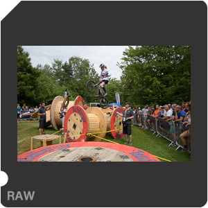 Камера Nikon D7500 с объективом AF-S DX Nikkor 16-80mm f/2.8-4E ED VR. Примеры RAW файлов