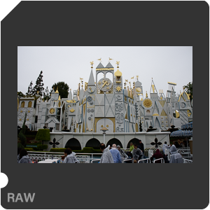 Камера Nikon 1 J5 с объективом 1 Nikkor VR 10-30mm f/3.5-5.6 PD-Zoom. Примеры RAW файлов