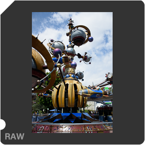 Камера Nikon 1 J5 с объективом 1 Nikkor VR 10-30mm f/3.5-5.6 PD-Zoom. Примеры RAW файлов