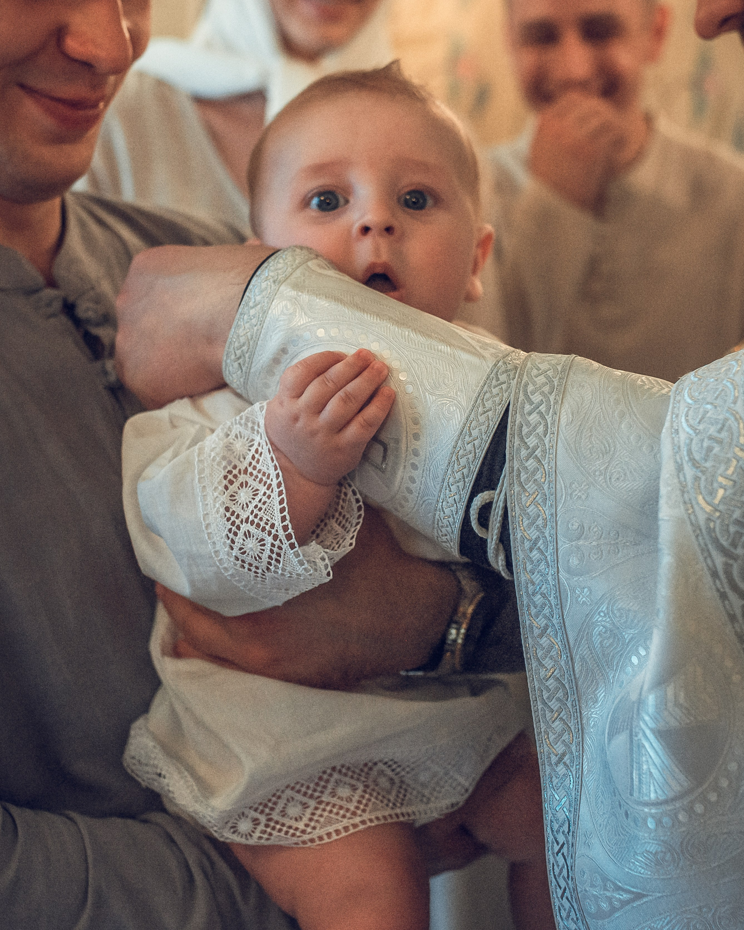 Фотосессия крещения в Саратове: ценность, которая остается с вами. Фотограф на крещение в Саратове Марина Грушина