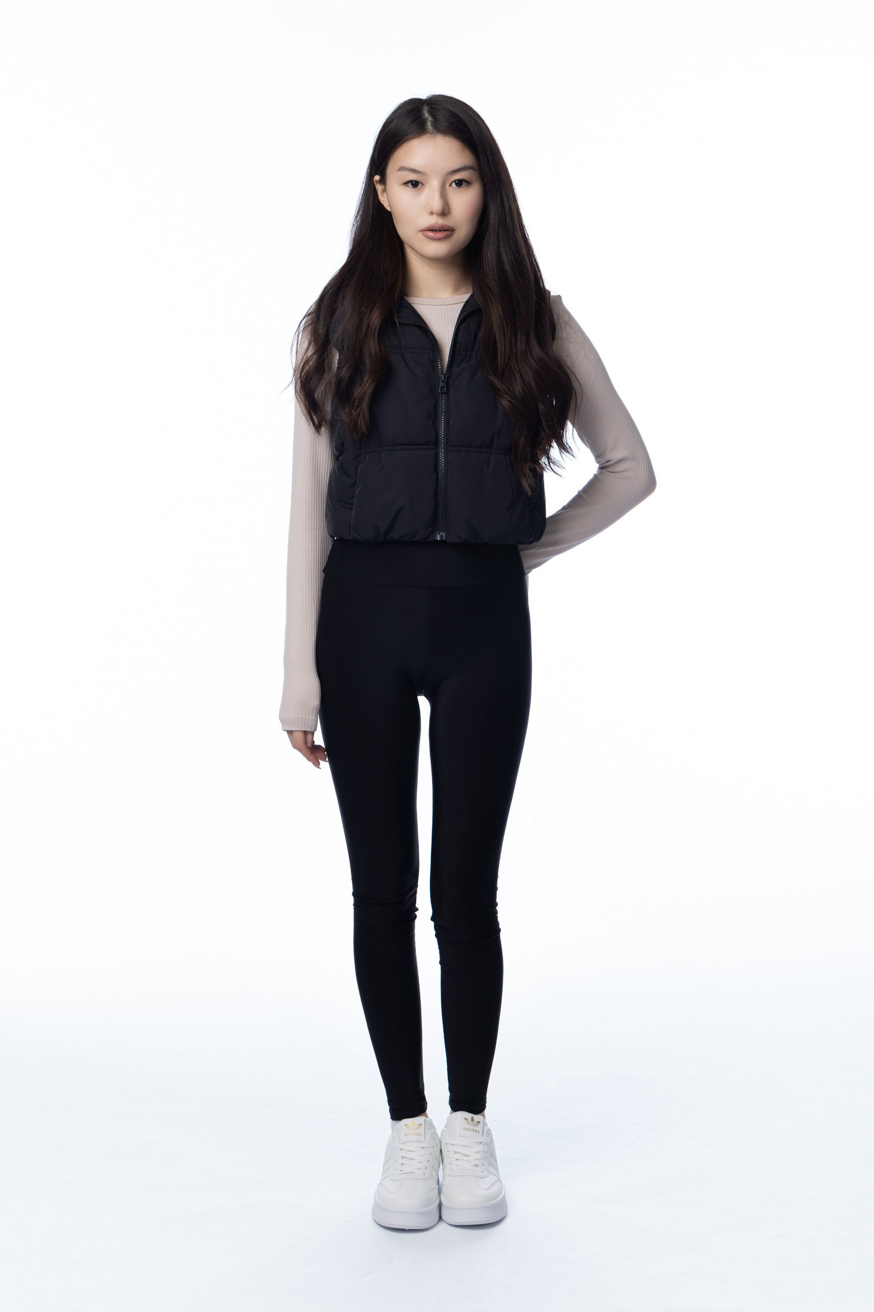 KATTYRIN PHOTO Фотограф Екатерина Смирнова г. Екатеринбург. Снимаю в своей студии REFERENCE и других • Женский/Мужской портрет • Контент • Деловая фотосессия и другое. Провожу фотопроекты с учениками, мастер классы, а так же каталожные съемки для маркетплейсов и брендов. Обучение фотографов. Профессиональная съемка под ключ для вашего бизнеса. Корпоративные съемки. Фотограф в Екатеринбурге. Фотосессии в Екатеринбурге. Фотостудии. Фотограф. Лучший фотограф. Хорошие отзывы. Стильная фотосессия. МОдный фотограф. Современный фотограф. Трендовый фотограф. Актуальный фотограф.