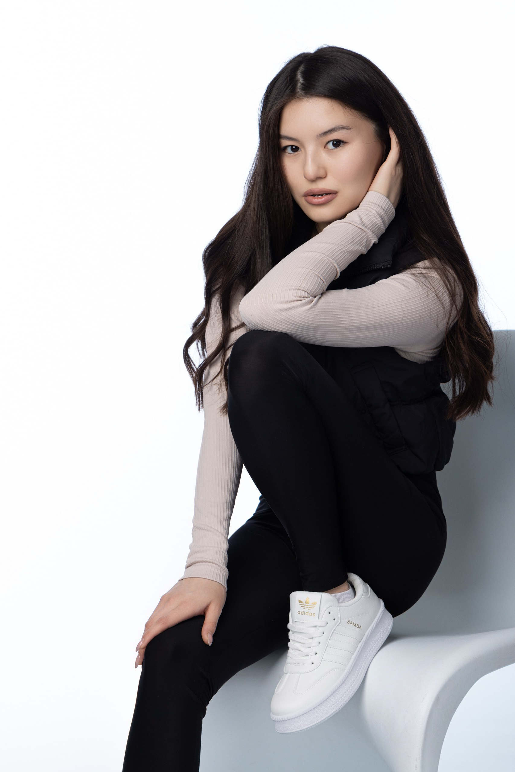 KATTYRIN PHOTO Фотограф Екатерина Смирнова г. Екатеринбург. Снимаю в своей студии REFERENCE и других • Женский/Мужской портрет • Контент • Деловая фотосессия и другое. Провожу фотопроекты с учениками, мастер классы, а так же каталожные съемки для маркетплейсов и брендов. Обучение фотографов. Профессиональная съемка под ключ для вашего бизнеса. Корпоративные съемки. Фотограф в Екатеринбурге. Фотосессии в Екатеринбурге. Фотостудии. Фотограф. Лучший фотограф. Хорошие отзывы. Стильная фотосессия. МОдный фотограф. Современный фотограф. Трендовый фотограф. Актуальный фотограф.