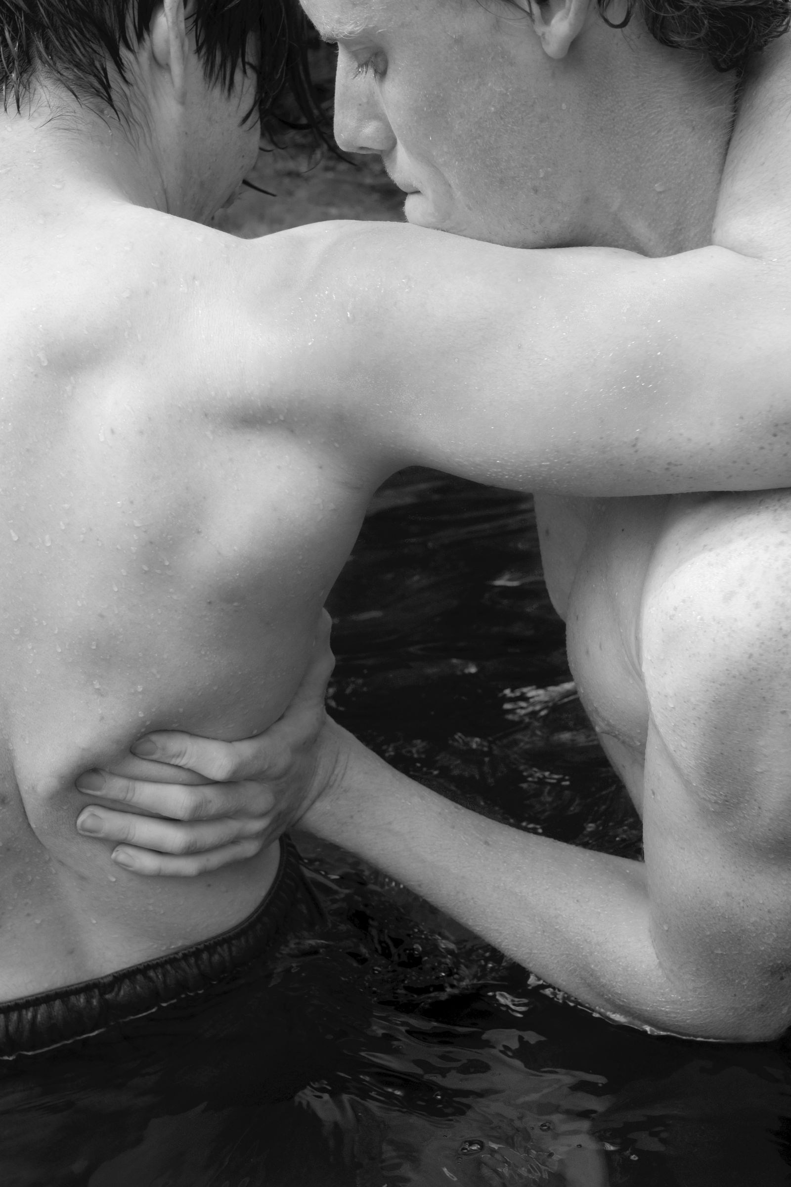 Кристина Сергеева: Делает ли красота фотографию искусством?. Самоорганизация Низина