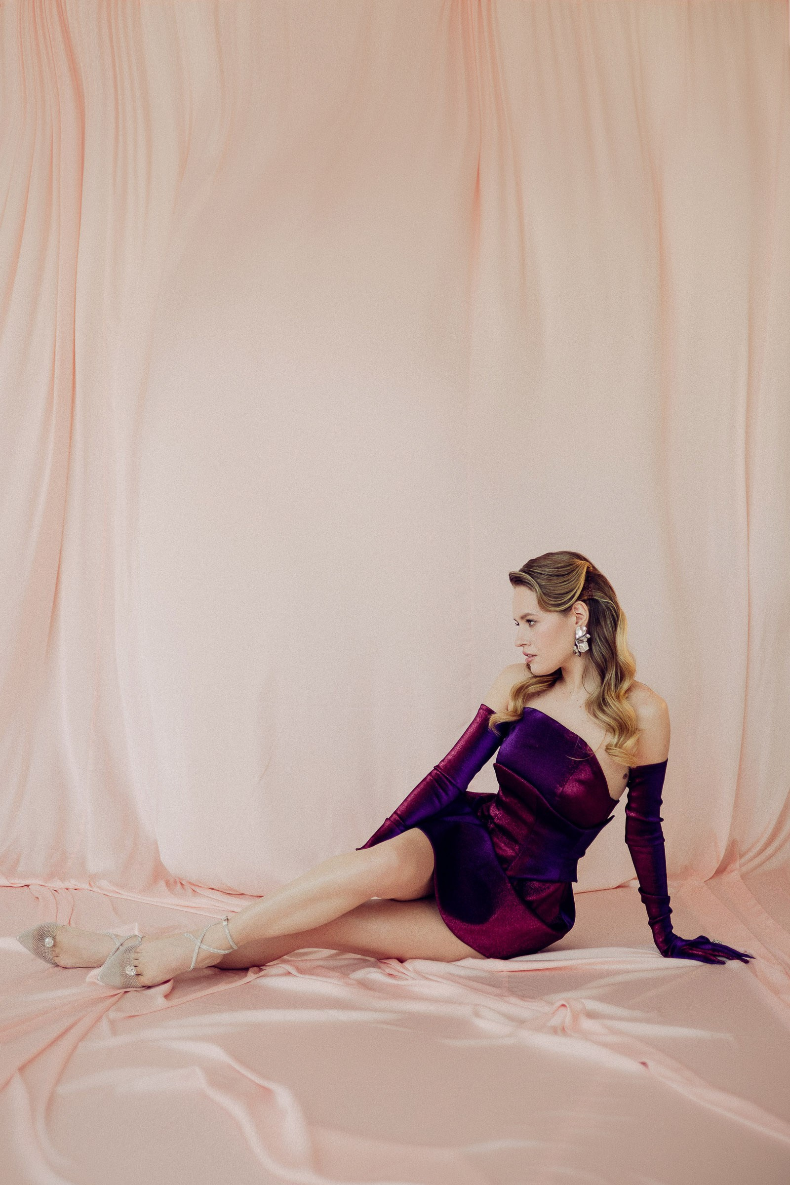 ВЕЧЕРНИЕ И КОКТЕЙЛЬНЫЕ ПЛАТЬЯ. Модельер Евгений Бременев