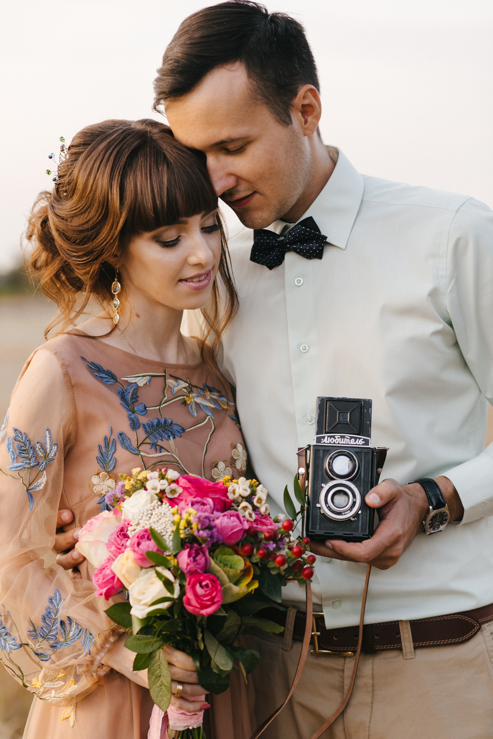 Контакты. Свадебный фотограф Волгоград Роман Брызгалин и Натали Никитина