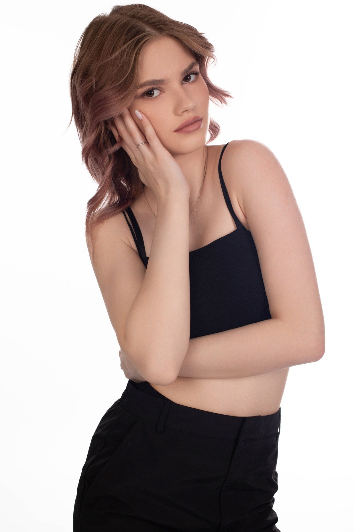 KATTYRIN PHOTO Фотограф Екатерина Смирнова г. Екатеринбург. Снимаю в своей студии REFERENCE и других • Женский/Мужской портрет • Контент • Деловая фотосессия и другое. Провожу фотопроекты с учениками, мастер классы, а так же каталожные съемки для маркетплейсов и брендов. Обучение фотографов. Профессиональная съемка под ключ для вашего бизнеса. Корпоративные съемки. Фотограф в Екатеринбурге. Фотосессии в Екатеринбурге. Фотостудии. Фотограф. Лучший фотограф. Хорошие отзывы. Стильная фотосессия. МОдный фотограф. Современный фотограф. Трендовый фотограф. Актуальный фотограф.