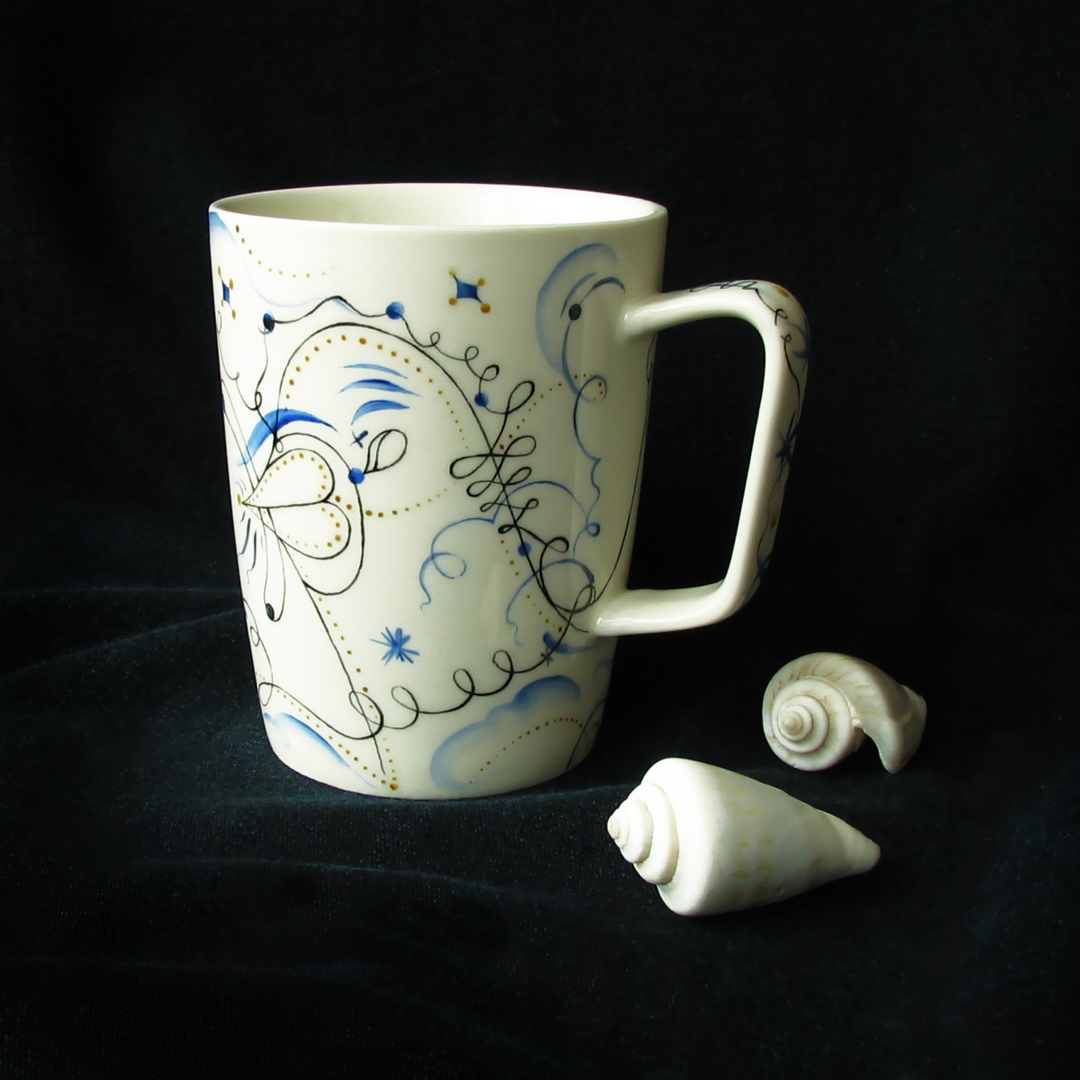 Надпись на фарфоре в Санкт-Петербурге.