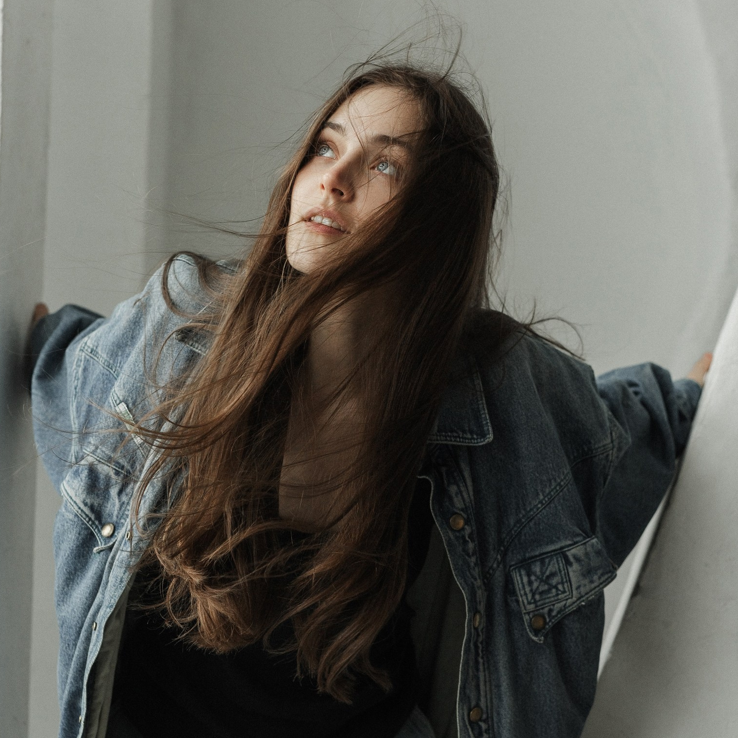 Контакты. Портретный фотограф в Москве Настя Балыкина