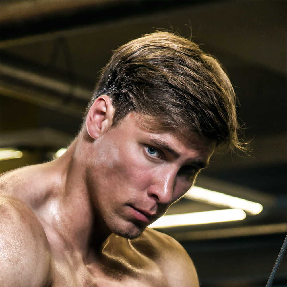 Александр Барашкин, фитнес фотосессия пляжный бодибилдинг, пресс