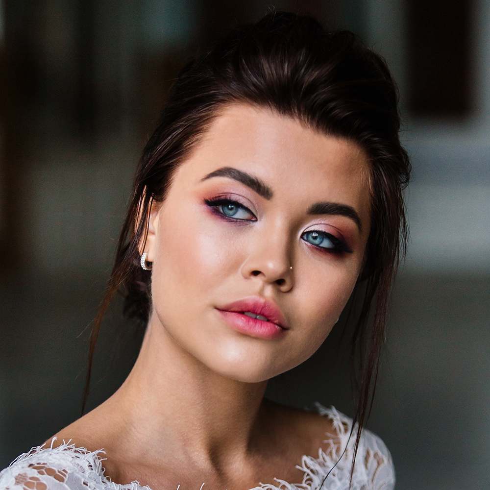 Свадебная съемка на Витебском вокзале СПБ, свадьба на пироне