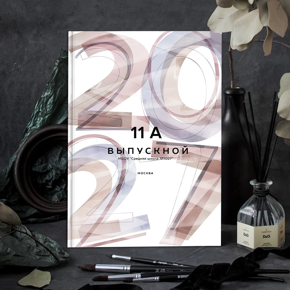 Выпускные альбомы папки фотокниги в 9 11 класс Иваново Ярославль Кострома Владимир. Выпускные альбомы в Иваново в детский сад и школу. Александр и Светлана Янкины