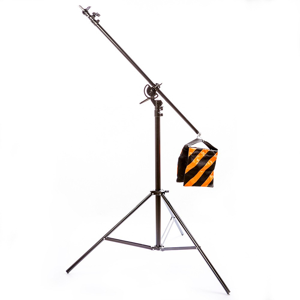 Аренда оборудования. Студийный, предметный и репортажный фотограф в Владивостоке