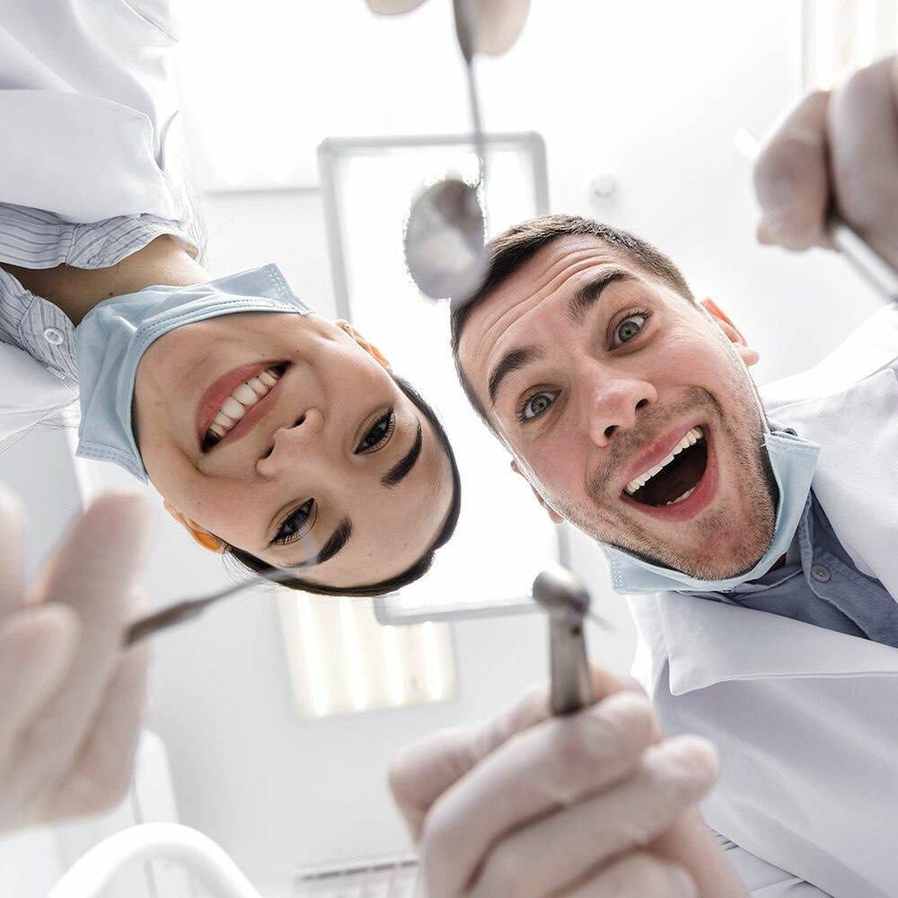 Стоматолог хирург-имплантолог Иванов Андрей Анатольевич