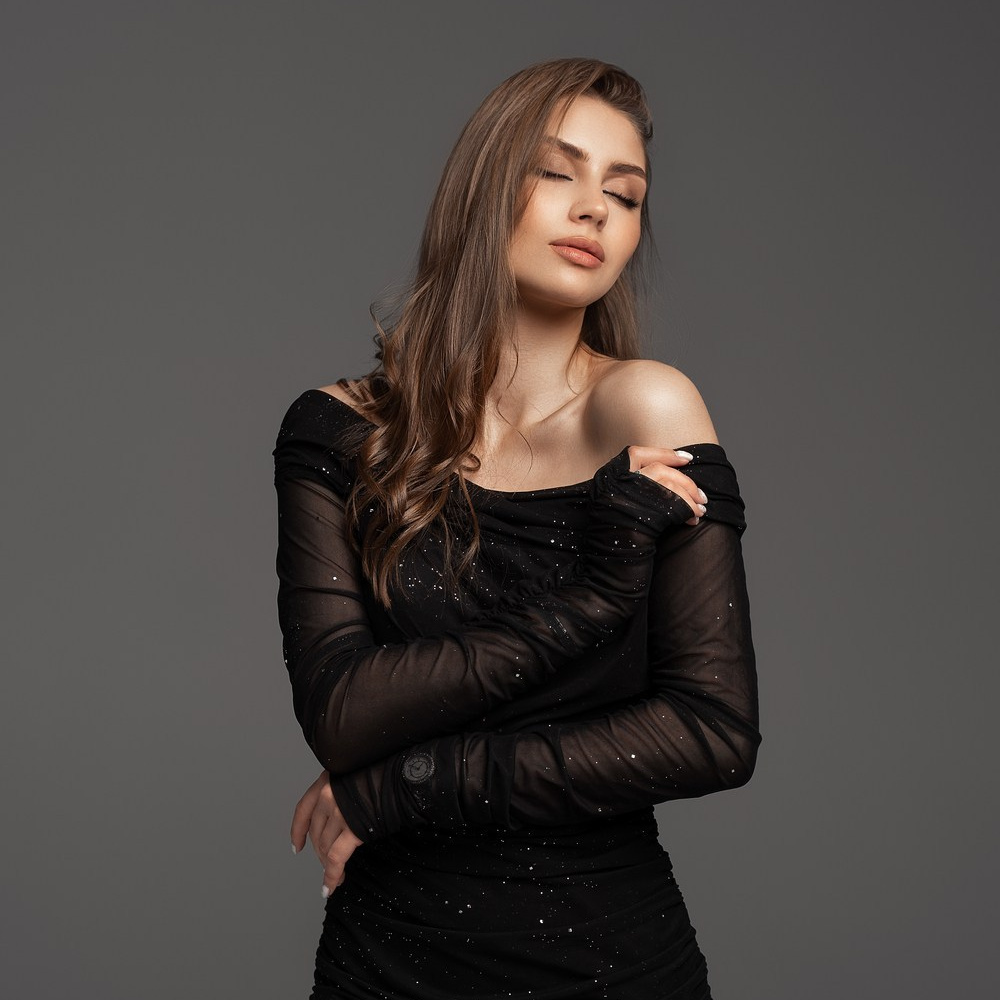 Подготовка к новогодней съёмке. Юлия Амели — фотограф беременности и материнства во Владивостоке