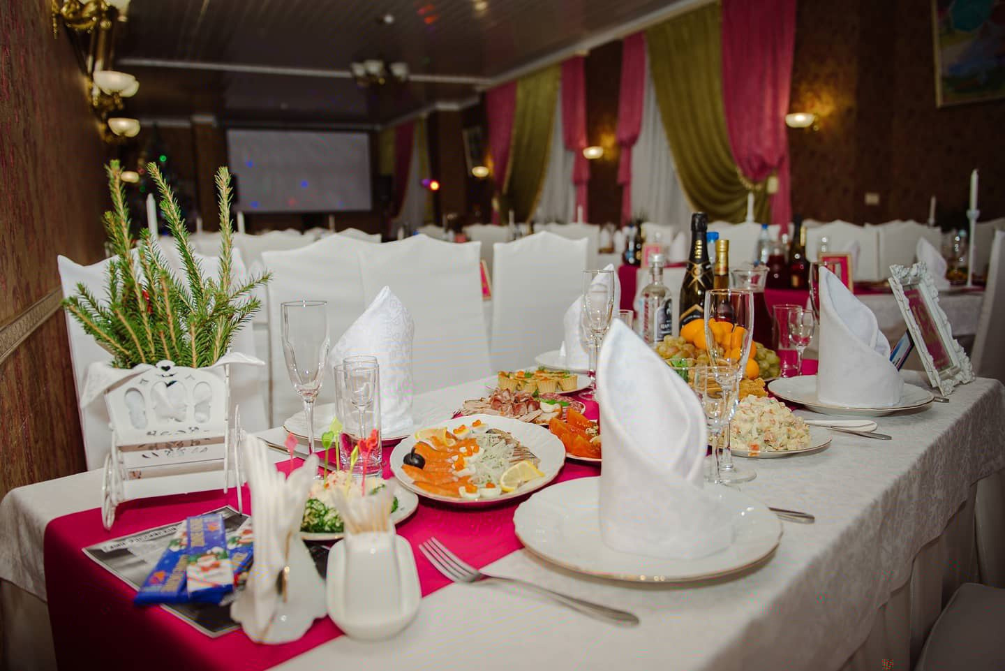 Ресторан "Хозяин - Барин". Завтраки, обеды и ужины,банкеты