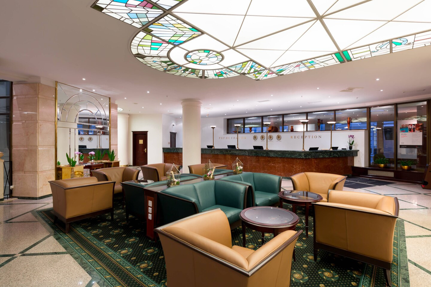 Красивые отели Москвы. Фото Радости. Свадебный и семейный фотограф в Москве Юлия Самойлова