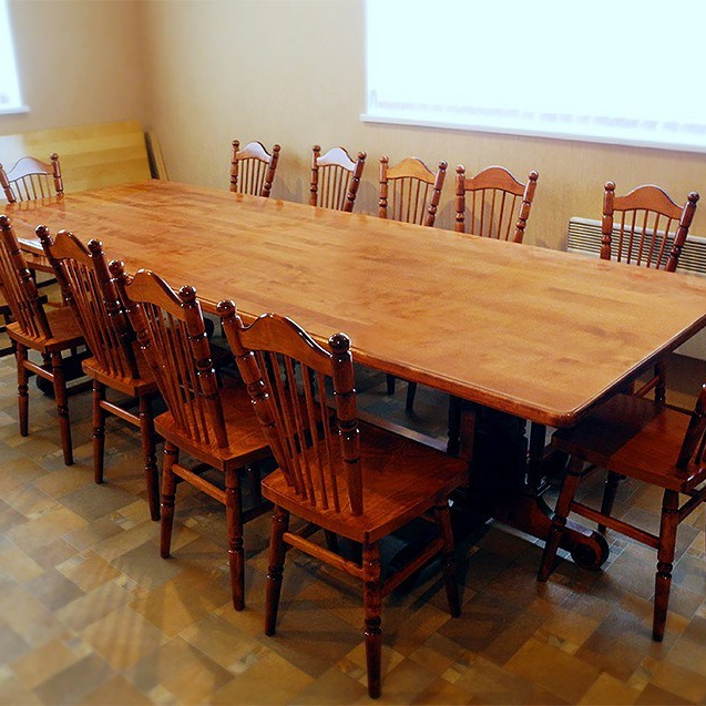 Столы. Стильная домашняя мебель