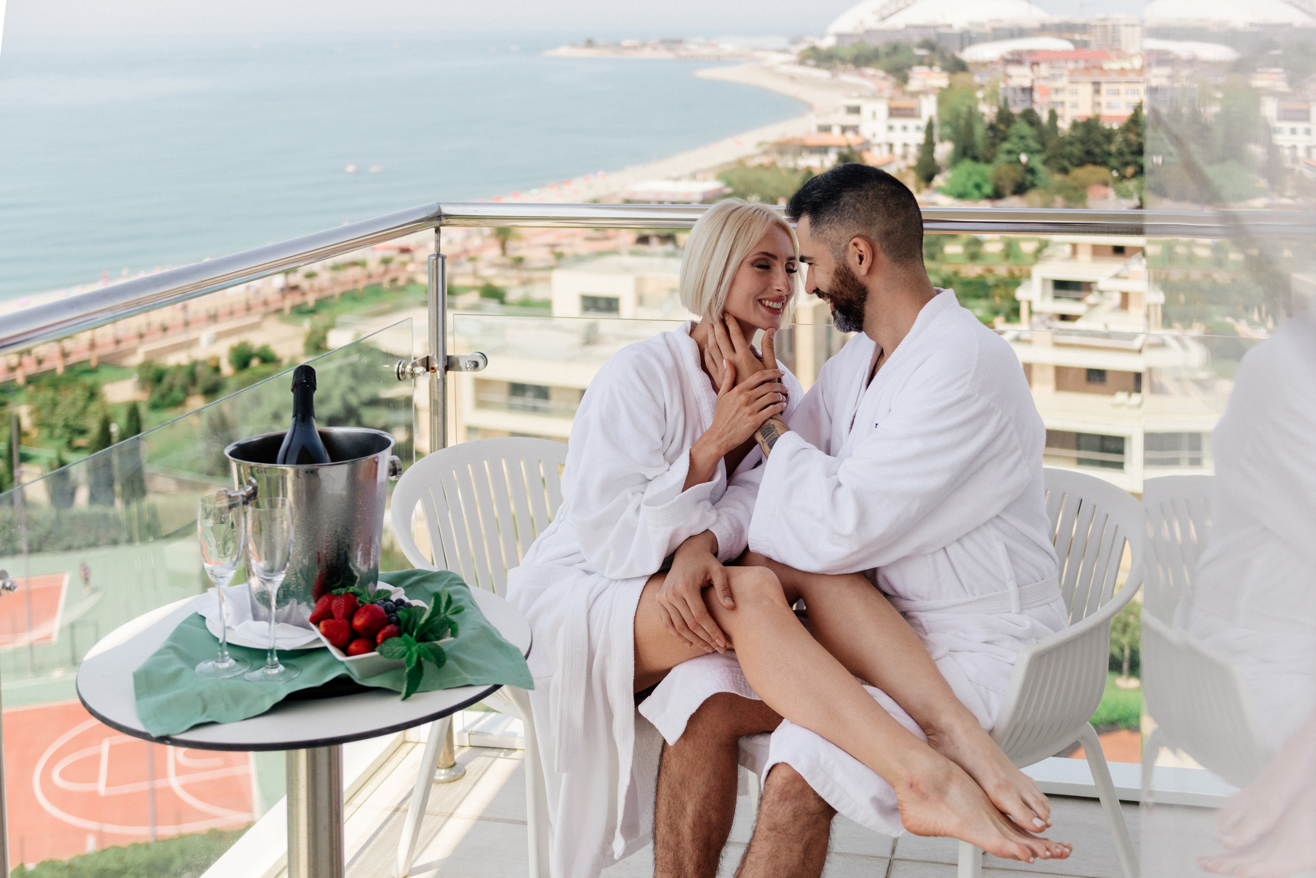 Лав Стори фотосессии в Тайланде. Федор Лемешко — Семейный и Свадебный Лайфстайл фотограф в Таиланде Дубае Грузии Армении