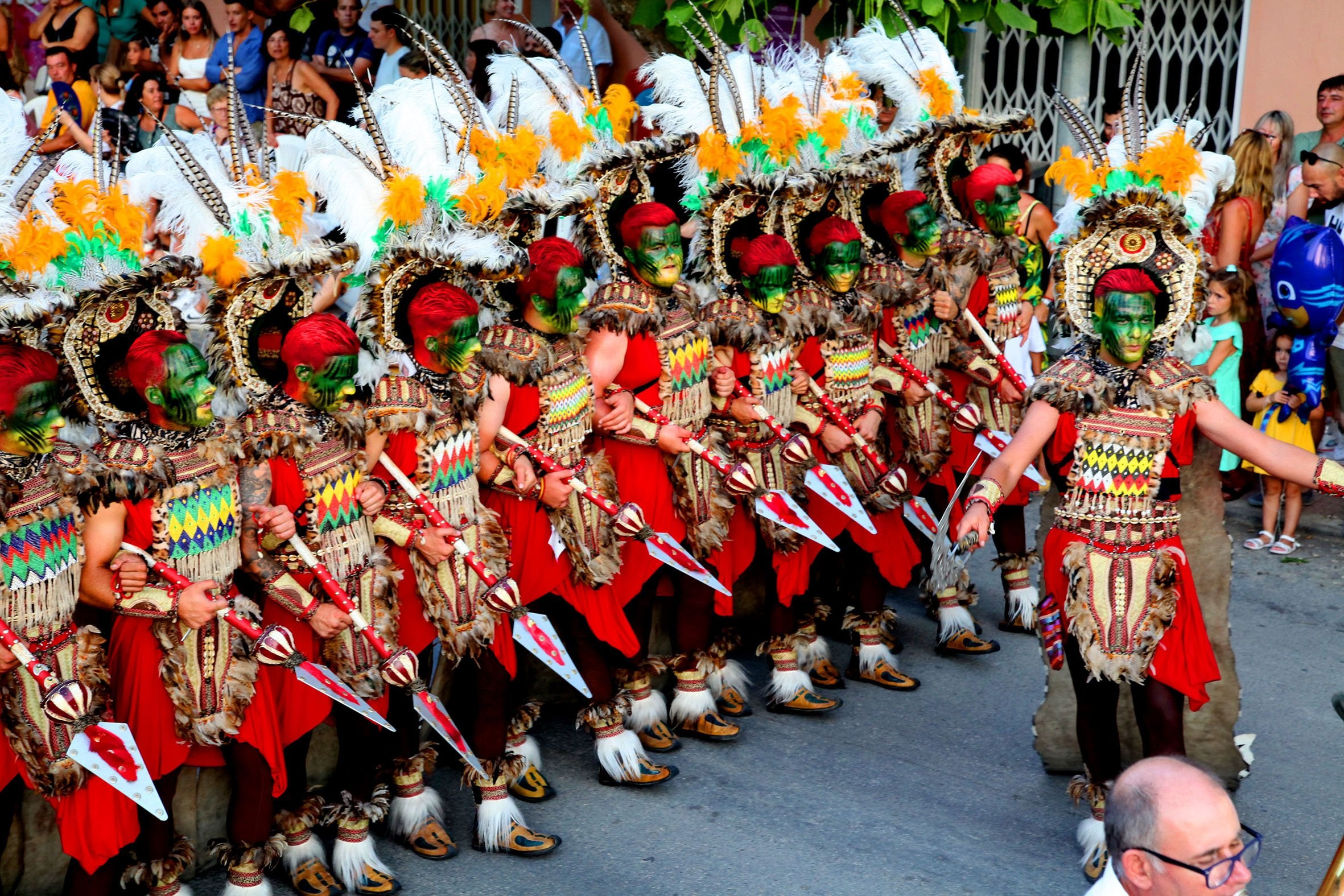 Праздник «Мавры и христиане». Гид и фотограф в Валенсии Новиков Михаил