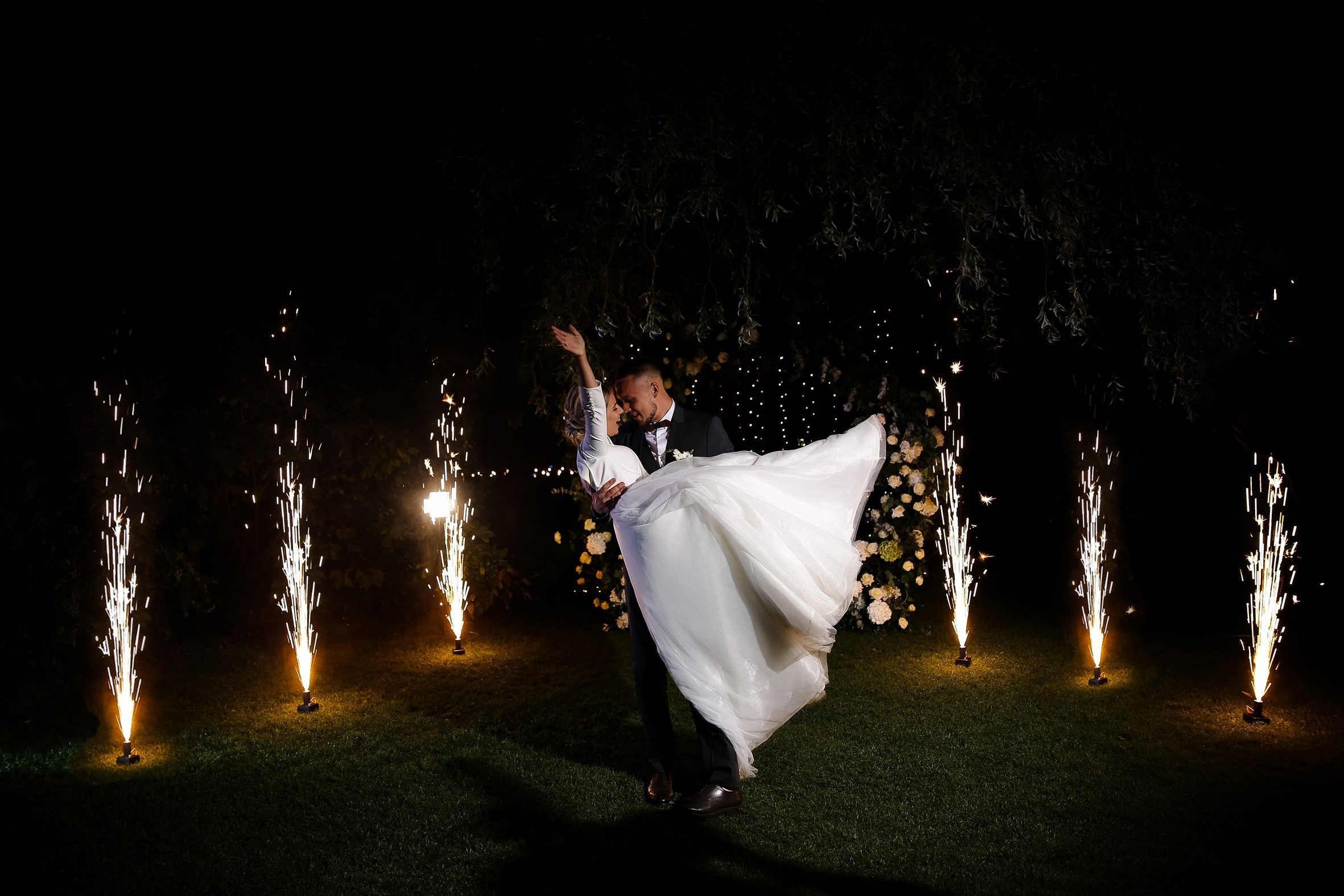 Стоимость свадебной фото- и видеосъемки в городе Краснодар, Ростов, Анапа, Сочи. Свадебный фотограф и видеограф Краснодар, Ростов, Сочи, Новороссийск