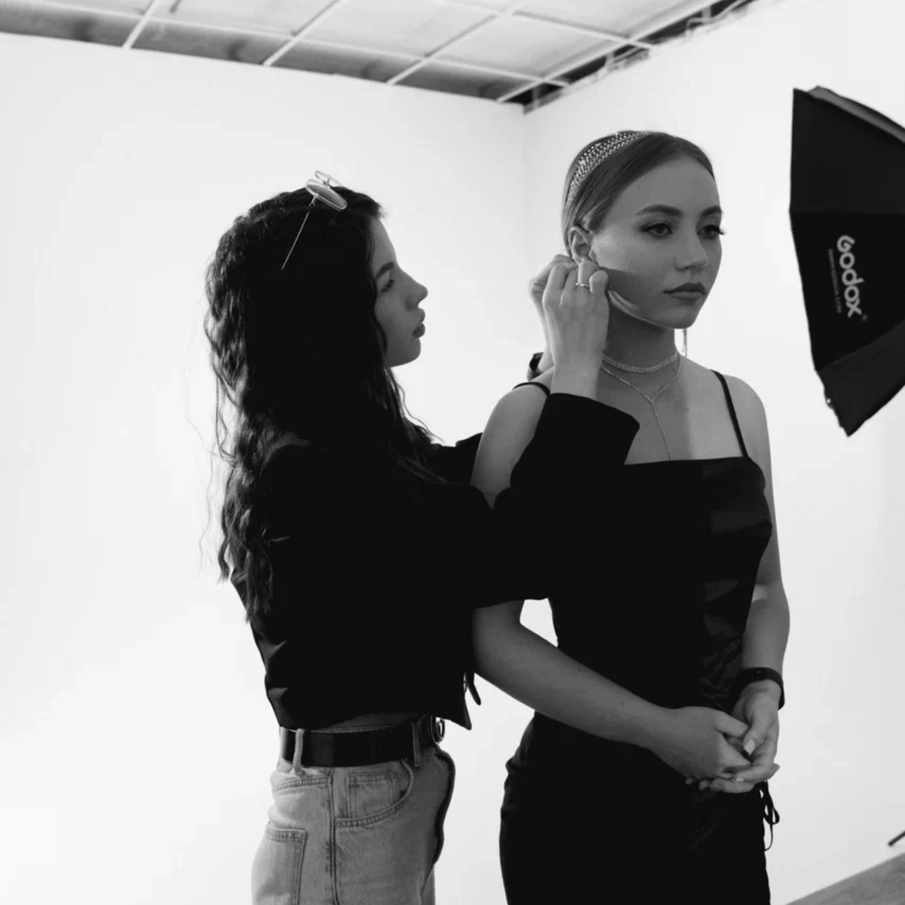 УСЛУГИ ВИЗАЖИСТА СТИЛИСТА