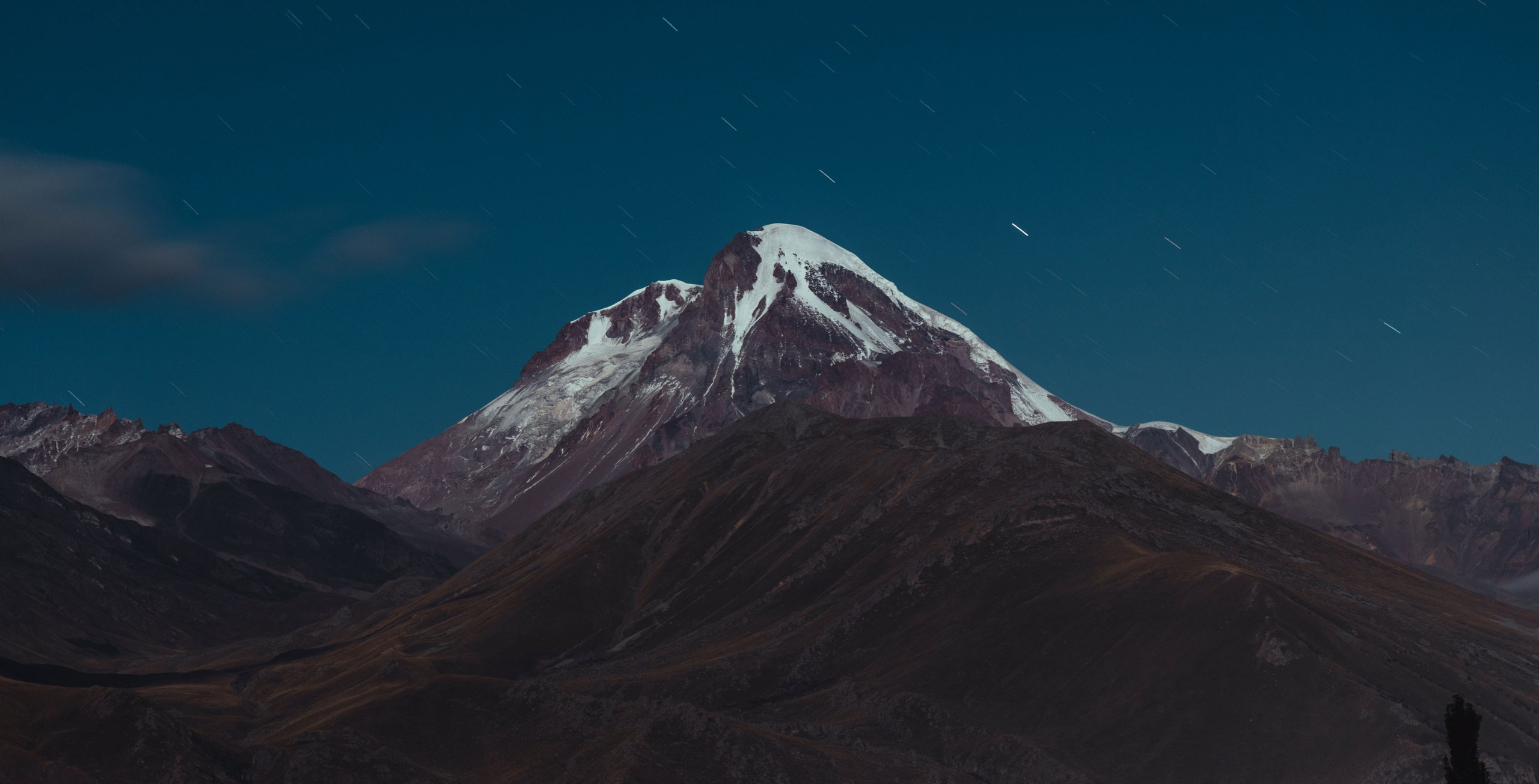 Илья Яценко