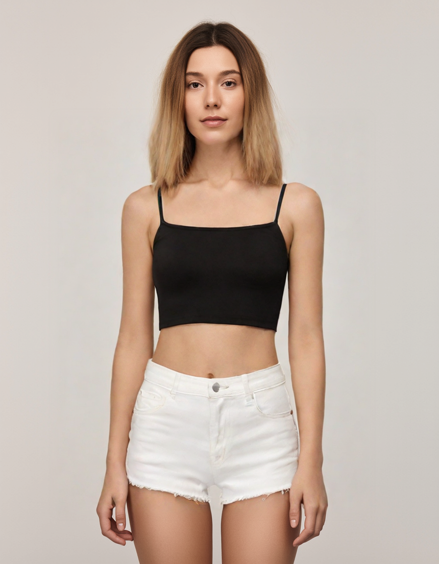 Виртуальная примерка - девушка модель в черном топе