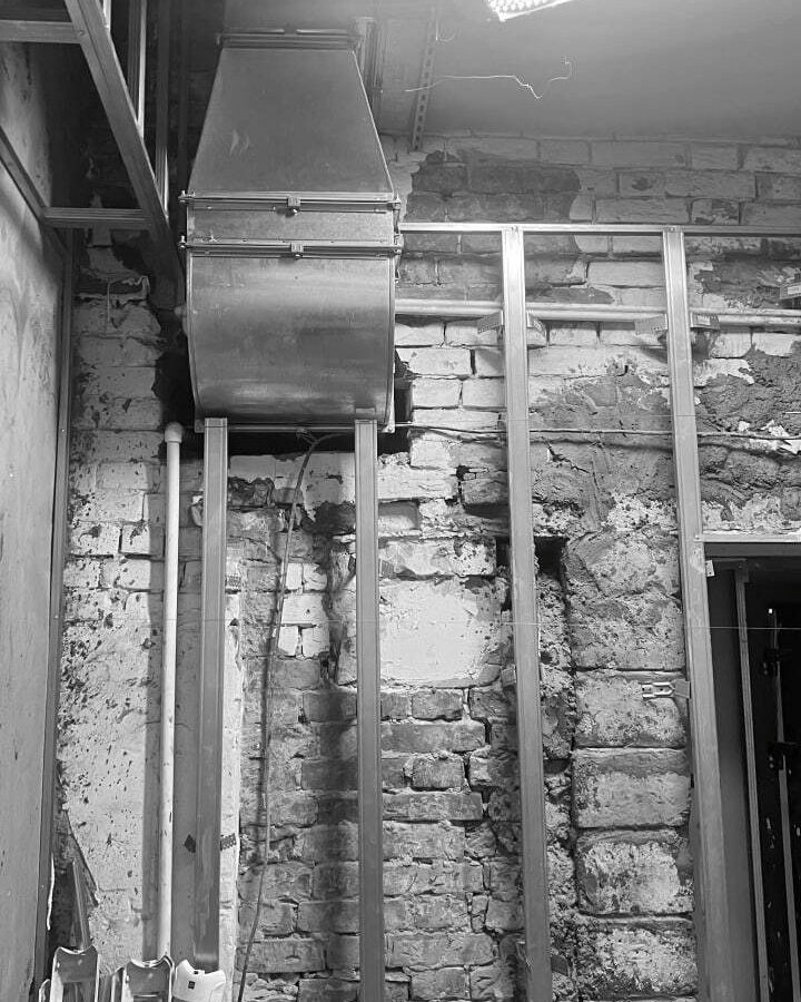 СКЛАД / концептуальный коктейль-бар, 60 м². Rezells Architects — студия дизайна жилых и коммерческих интерьеров