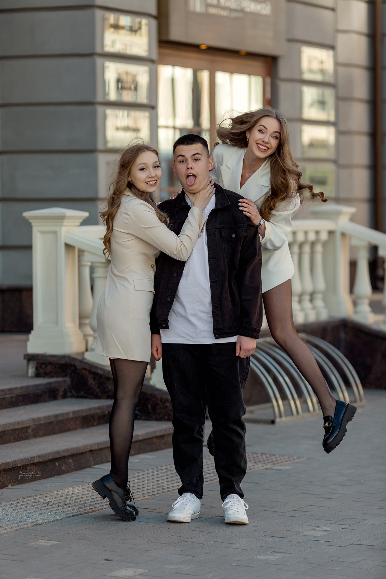 Фотосессия выпускников 11 класса. Детский и семейный фотограф в Екатеринбурге