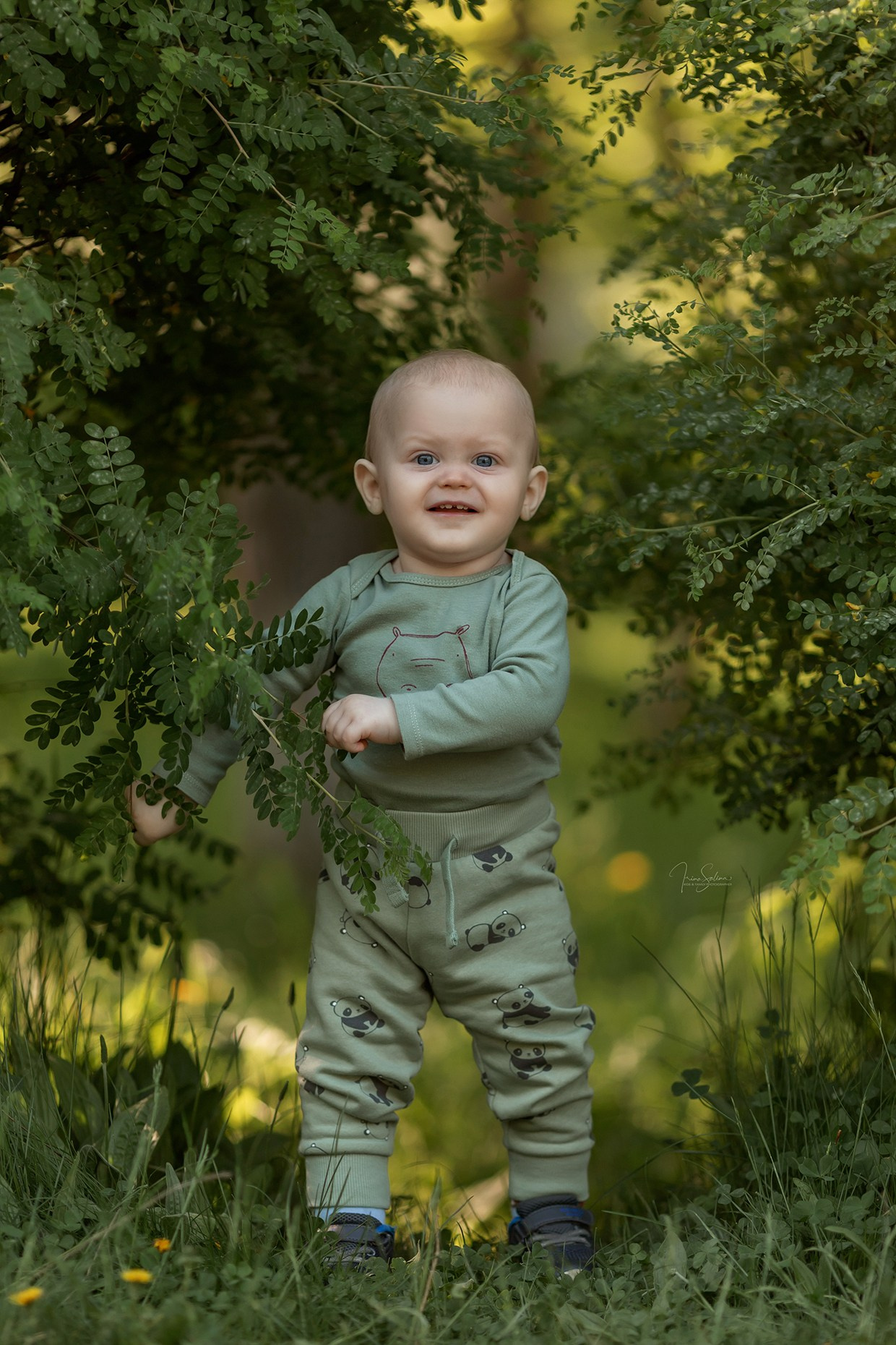 Семейная фотосессия в парке ДК Эльмаш. Детский и семейный фотограф в Екатеринбурге