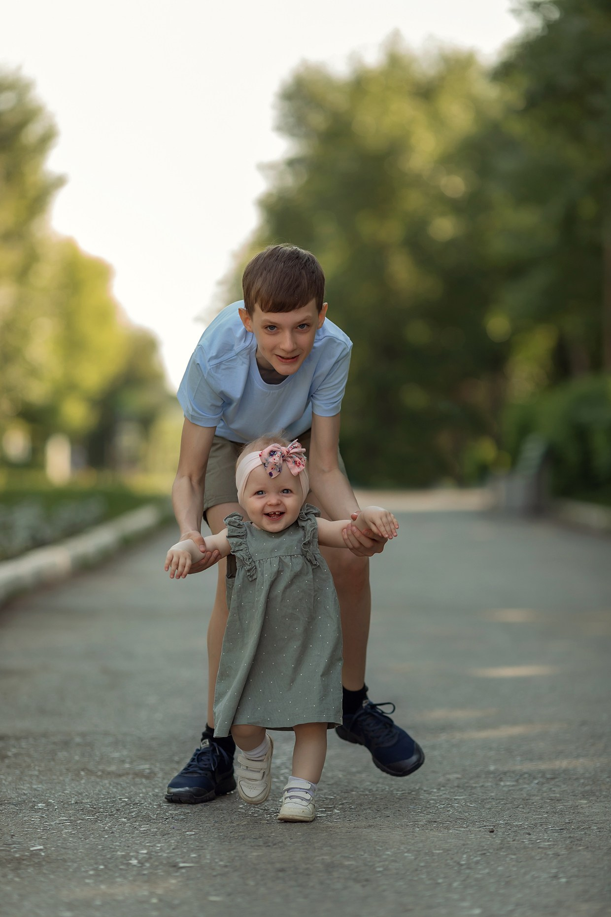 Семейная фотосессия в парке ДК Эльмаш. Детский и семейный фотограф в Екатеринбурге