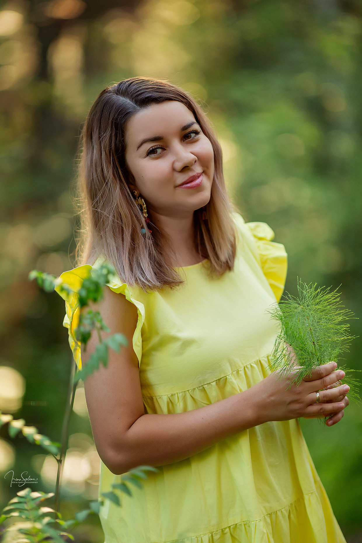 Семейная фотосессия в Клубе Тепло-уют и в лесу. Детский и семейный фотограф в Екатеринбурге