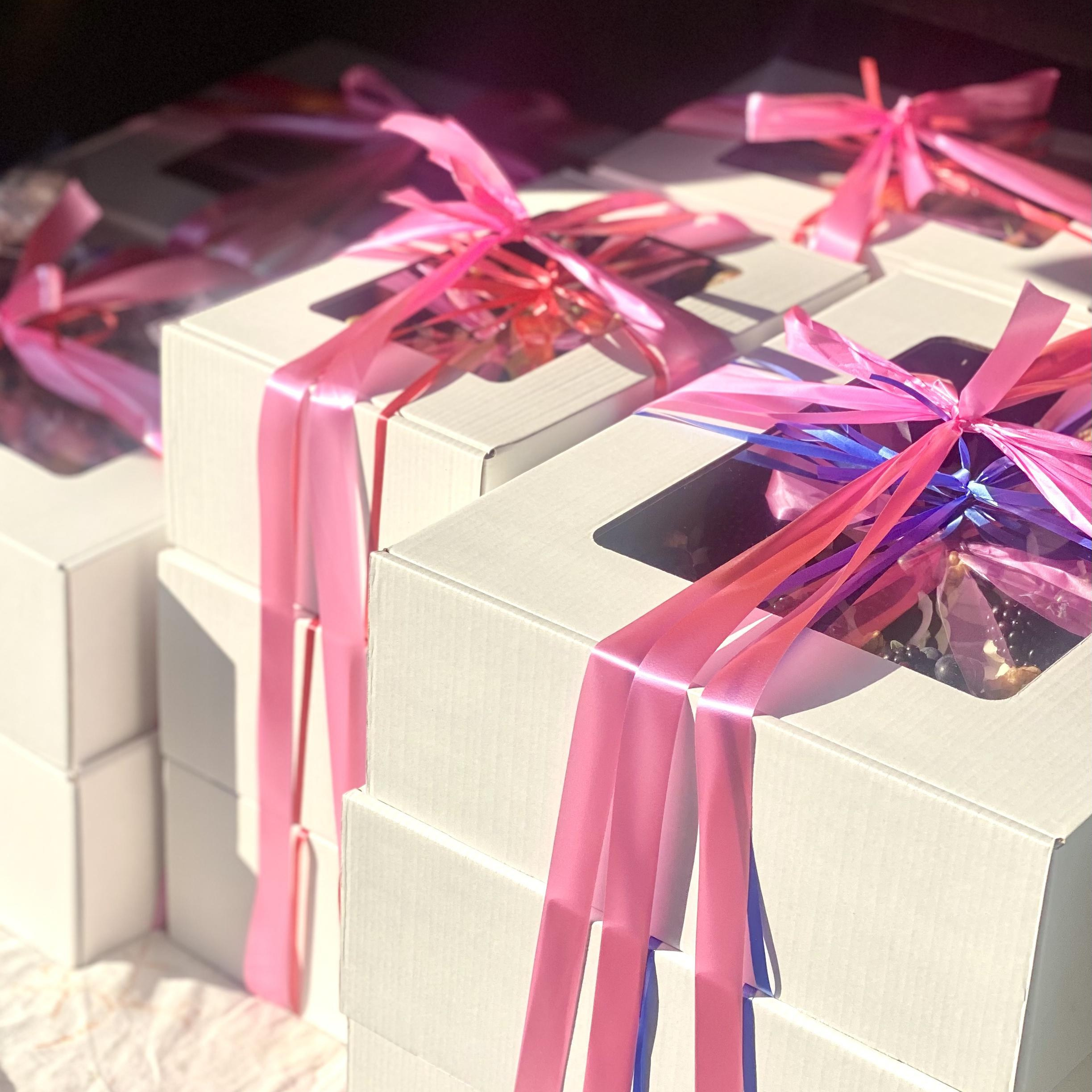 Доставка. Katyasugarsugar капкейки, зефир, торты Москва