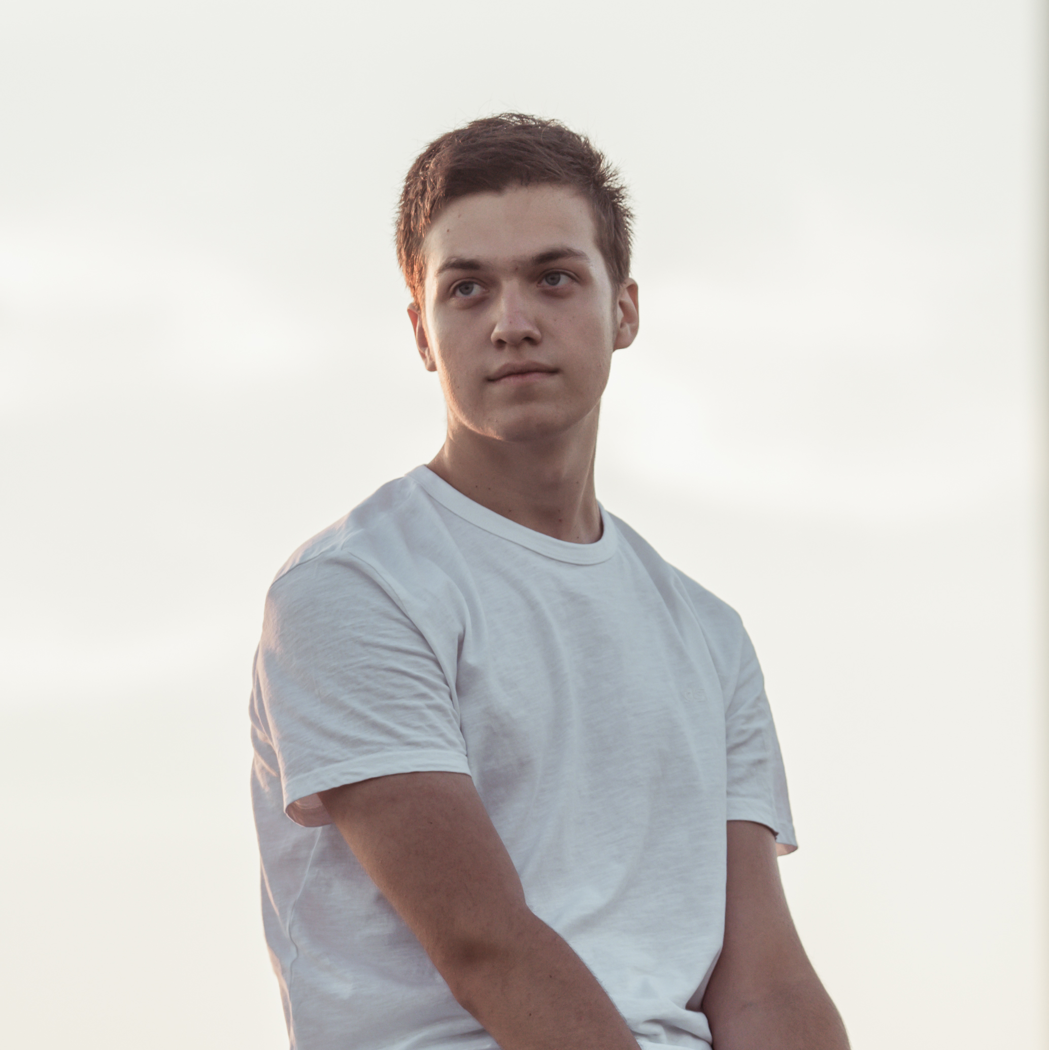 Контакты. Фотограф Леонид Смирнов | Репортажи | Автосъемки | Выпускные