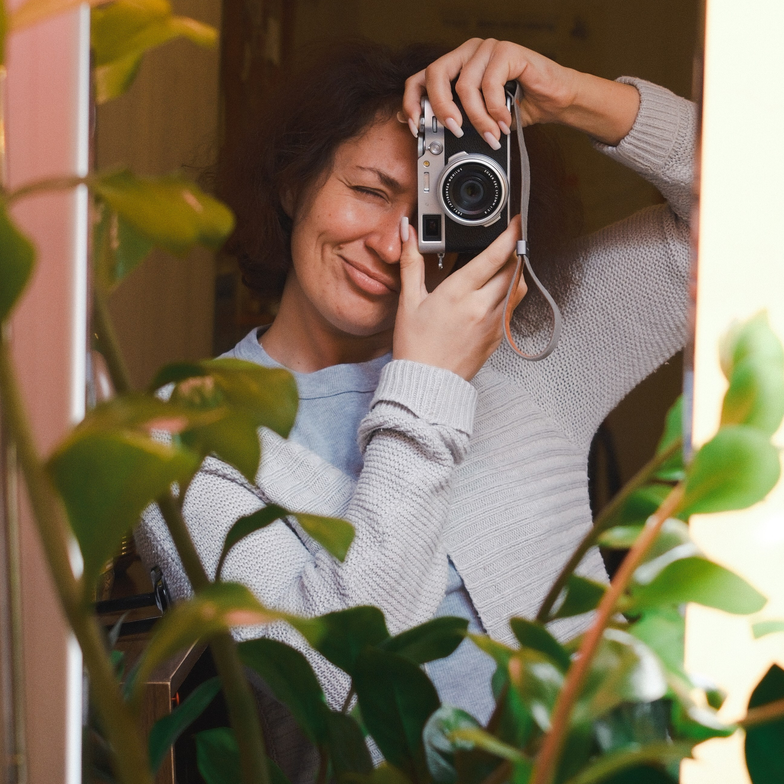 Контакты. Фотограф в Санкт-Петербурге. Маша Ярусскина